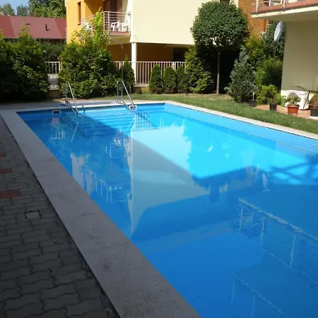 Apartment Siofok 16 *